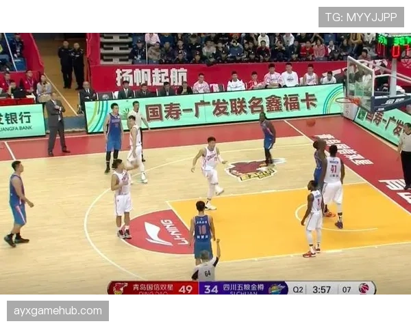 篮球场上出现双方同时犯规，裁判会如何判罚和处理？